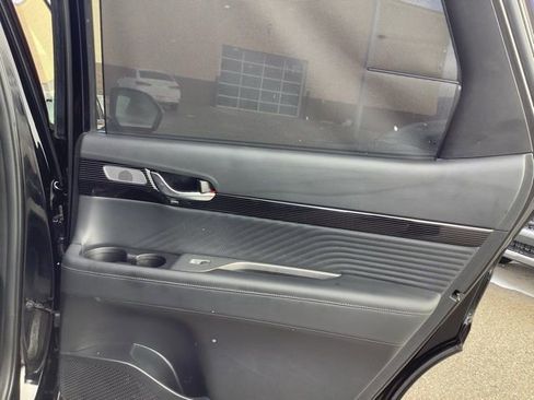 Used 2023 Hyundai Palisade Calligraphy image 26