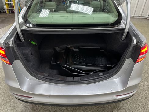 Certified 2019 Ford Fusion SE image 29