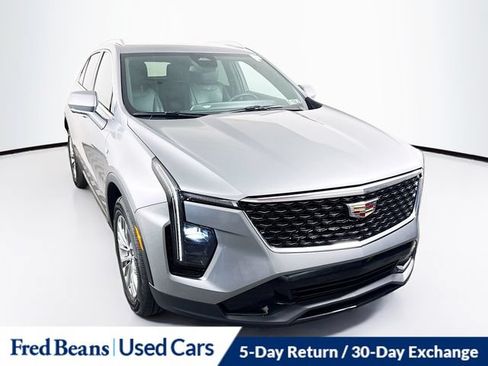 Used 2025 Cadillac XT4 Premium Luxury AWD/4WD image 1