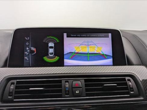 Used 2017 BMW M6 Coupe image 18