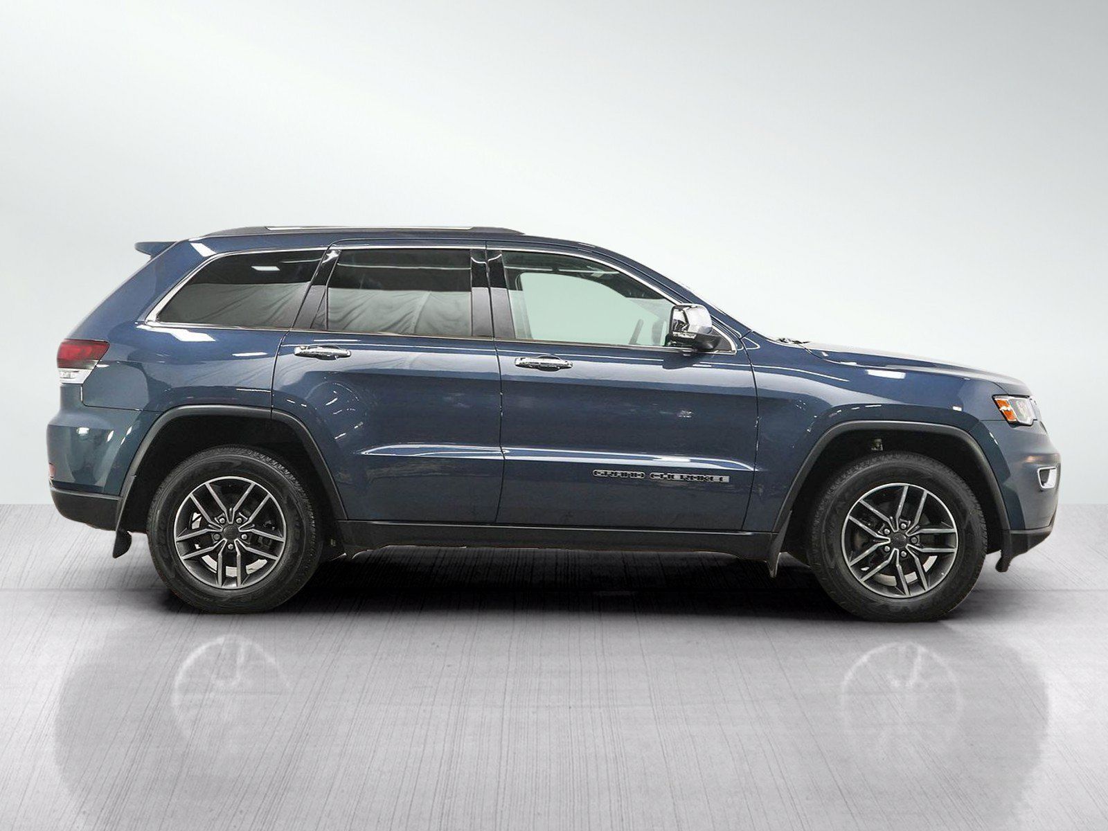 Used 2020 Jeep Grand Cherokee Limited w/ Luxury Group II AWD/4WD image 6