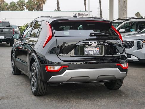Certified 2024 Kia Niro EX FWD image 5