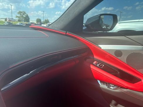 Used 2023 Chevrolet Corvette Stingray Premium Conv w/ Z51 Performance Package RWD image 19