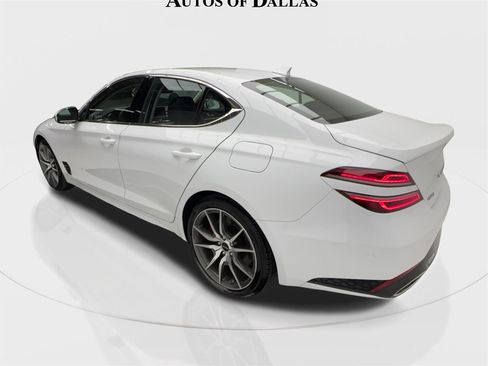 Used 2025 Genesis G70 2.5T image 10