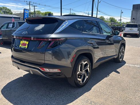 Used 2022 Hyundai Tucson Limited w/ Cargo Package AWD/4WD image 5