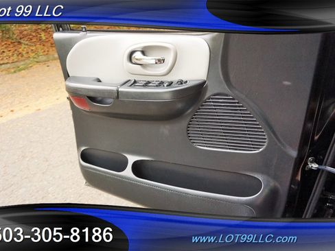 Used 2003 Ford F150 Harley-Davidson image 27