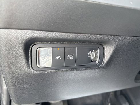 Used 2024 Honda Prologue EX image 17