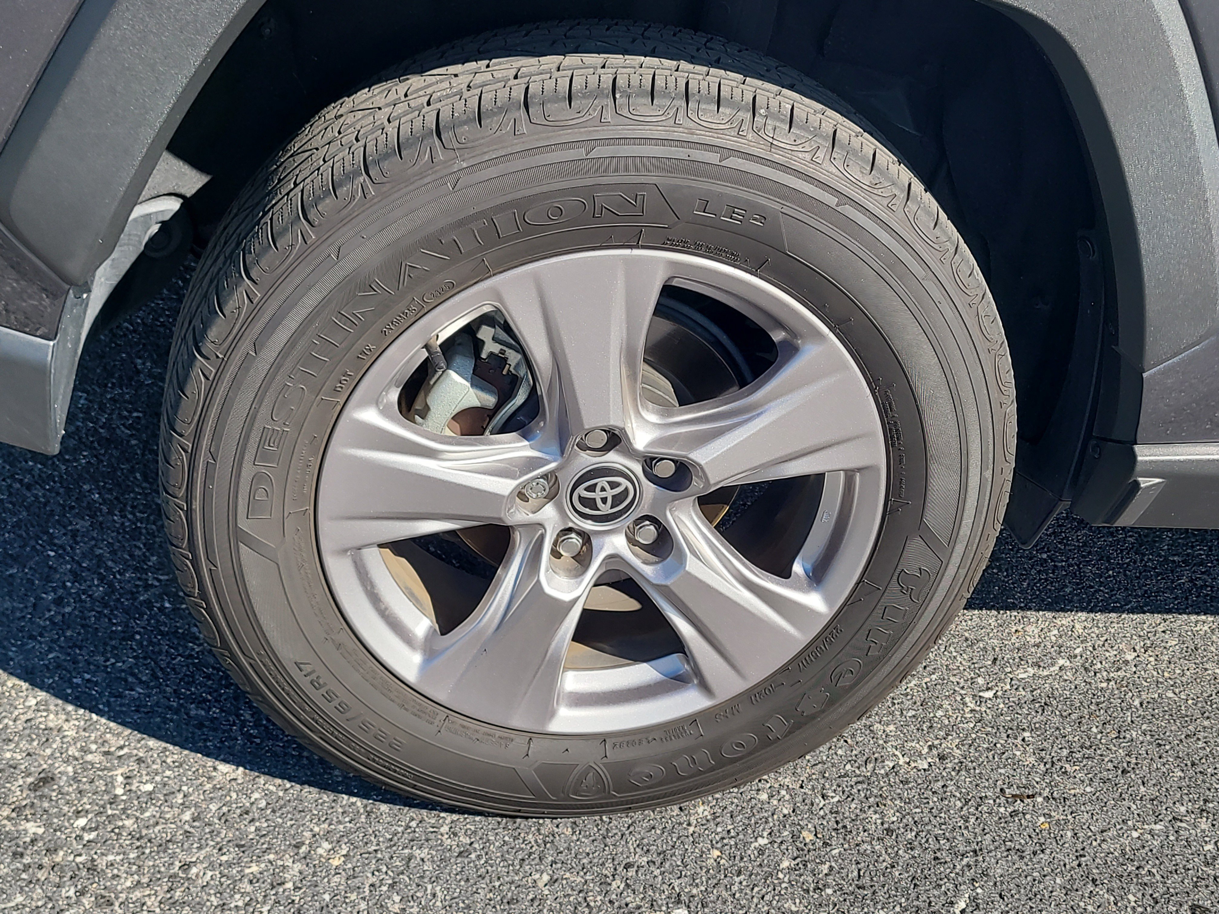 Certified 2025 Toyota RAV4 XLE AWD/4WD image 10