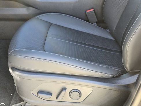 New 2026 Kia Sorento S image 17