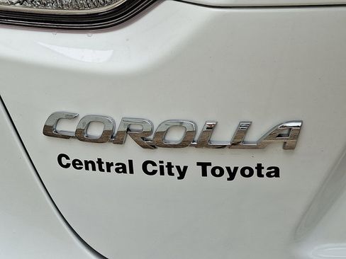 Used 2026 Toyota Corolla LE image 30