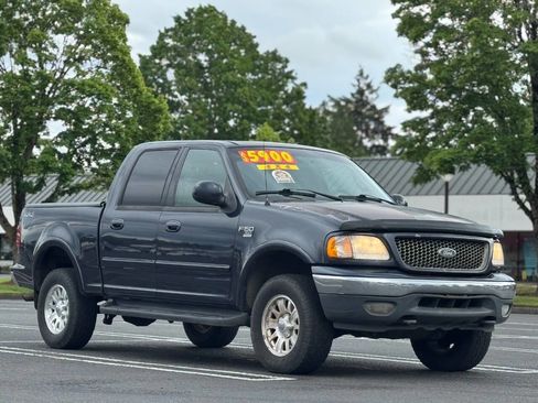 Used 2001 Ford F150 XLT AWD/4WD image 1