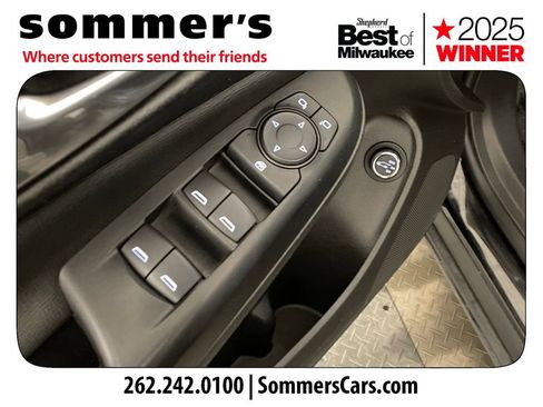 Used 2024 Buick Envista Preferred w/ Convenience II Package image 11