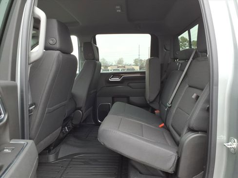 New 2026 GMC Sierra 2500 SLE w/ SLE Value Package; image 15