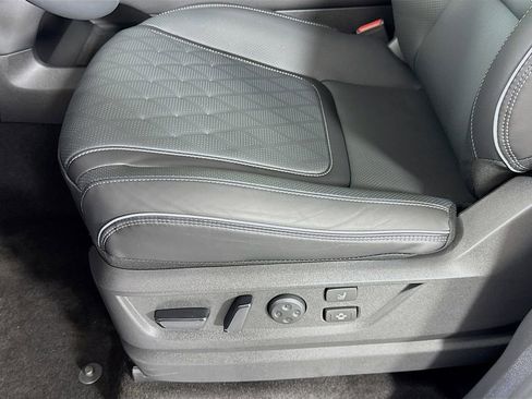 New 2026 INFINITI QX80 Autograph w/ Premium Cargo Package image 25