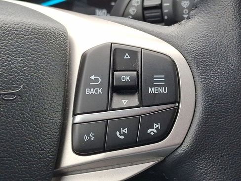 Certified 2022 Ford Explorer Limited w/ Equipment Group 301A image 17