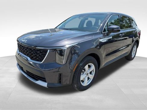 New 2026 Kia Sorento LX FWD image 3