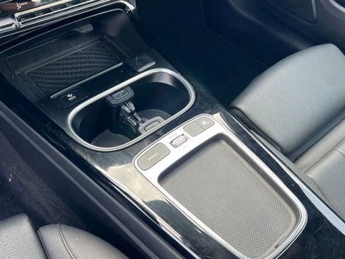 Used 2025 Mercedes-Benz CLA 250 image 21