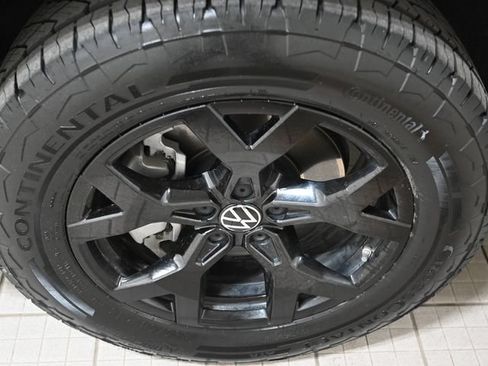 Used 2024 Volkswagen Atlas Peak Edition SEL AWD/4WD image 20