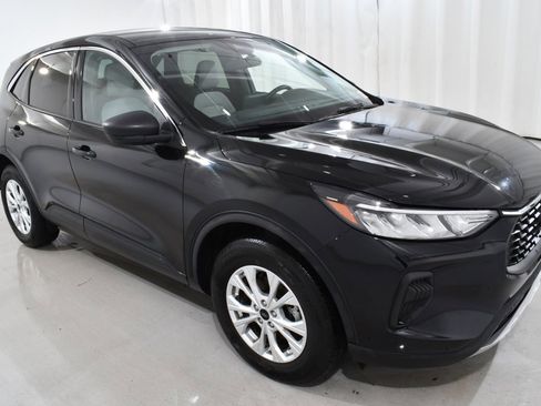 Used 2023 Ford Escape Active image 5
