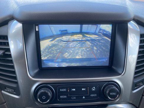 Used 2019 Chevrolet Tahoe LT w/ Luxury Package image 15