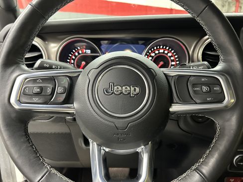Used 2018 Jeep Wrangler Unlimited Rubicon AWD/4WD image 18