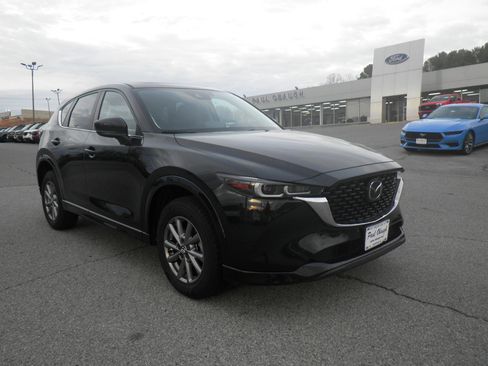 Used 2025 MAZDA CX-5 AWD 2.5 S w/ Preferred Package image 1