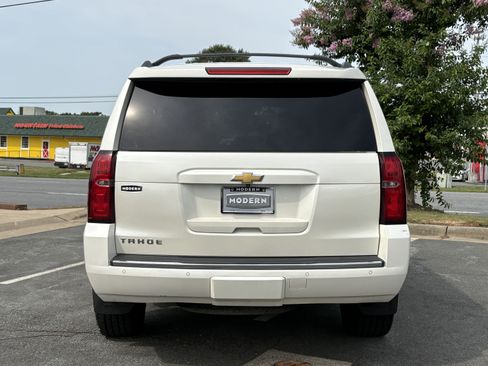 Used 2015 Chevrolet Tahoe LTZ AWD/4WD image 4