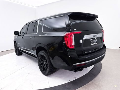 Used 2022 GMC Yukon XL Denali AWD/4WD image 18