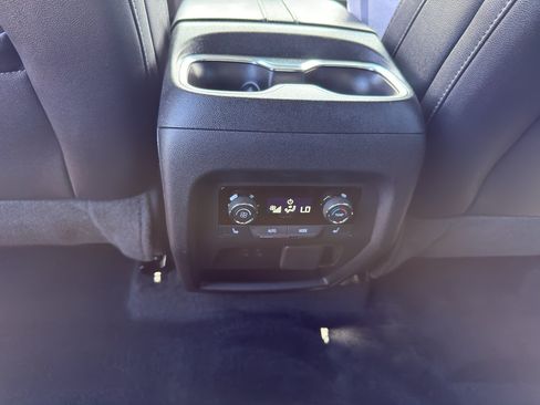 Used 2026 Chevrolet Traverse High Country w/ LPO, Floor Liner Package AWD/4WD image 32