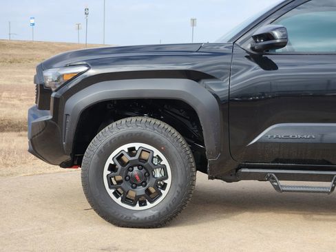 New 2026 Toyota Tacoma TRD Off-Road image 9