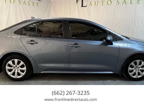 Used 2022 Toyota Corolla LE image 8