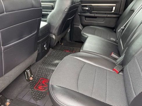 Used 2018 RAM 1500 Sport image 33