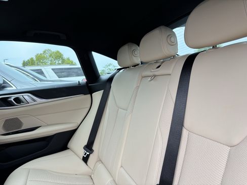 Used 2023 BMW i4 eDrive35 w/ Premium Package RWD image 27