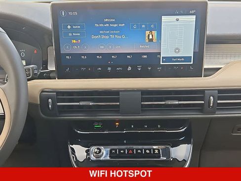 Used 2023 Lincoln Corsair FWD image 28