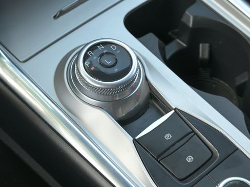 Used 2022 Ford Explorer Limited AWD/4WD image 33