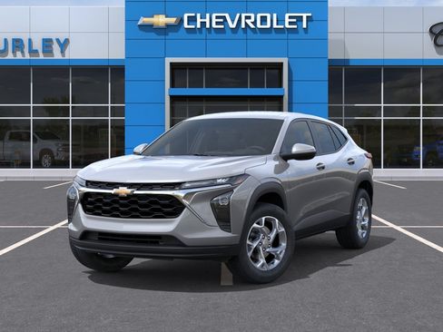 New 2026 Chevrolet Trax LS w/ LS Convenience Package FWD image 6