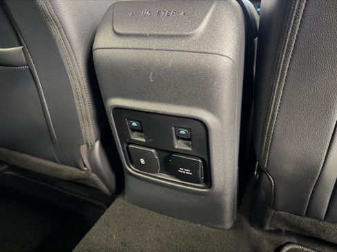 Used 2023 Ford Bronco Wildtrak AWD/4WD image 26