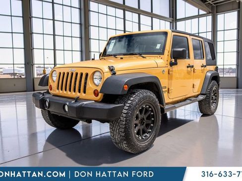 Used 2013 Jeep Wrangler Unlimited Sport AWD/4WD image 27