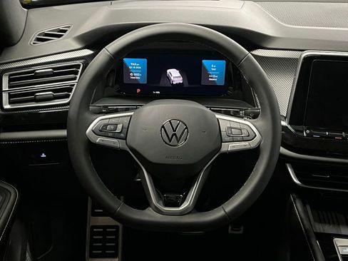 New 2026 Volkswagen Atlas Cross Sport SEL Premium R-Line AWD/4WD image 9