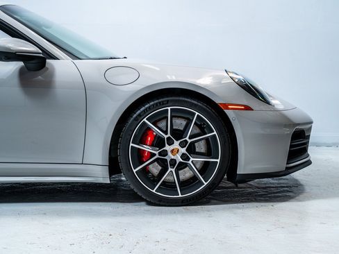 New 2026 Porsche 911 Carrera 4S image 12