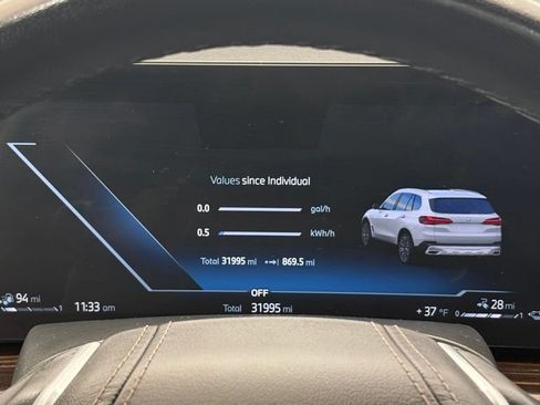 Used 2025 BMW X5 xDrive50e AWD/4WD image 39