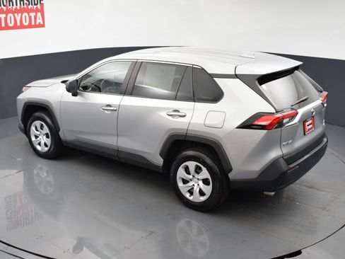 Used 2024 Toyota RAV4 LE AWD/4WD image 18