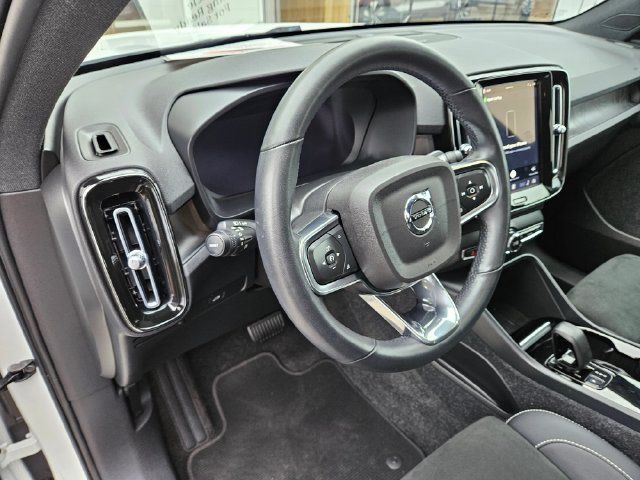 Used 2023 Volvo C40 P8 Recharge Ultimate AWD/4WD image 19