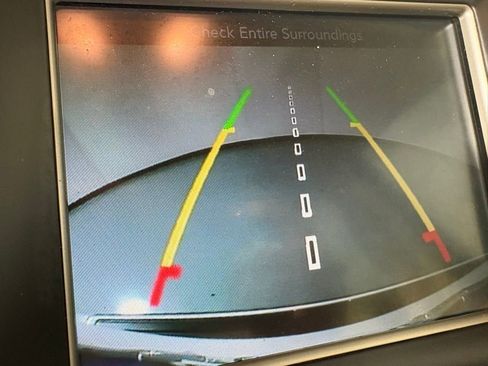 Used 2017 Jeep Grand Cherokee Overland w/ Jeep Active Safety Group image 31