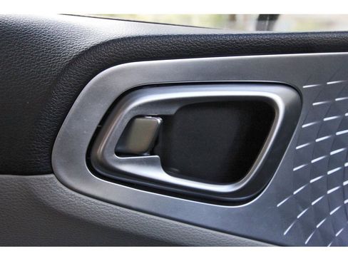 Used 2023 Kia Soul LX w/ LX Technology Package image 23