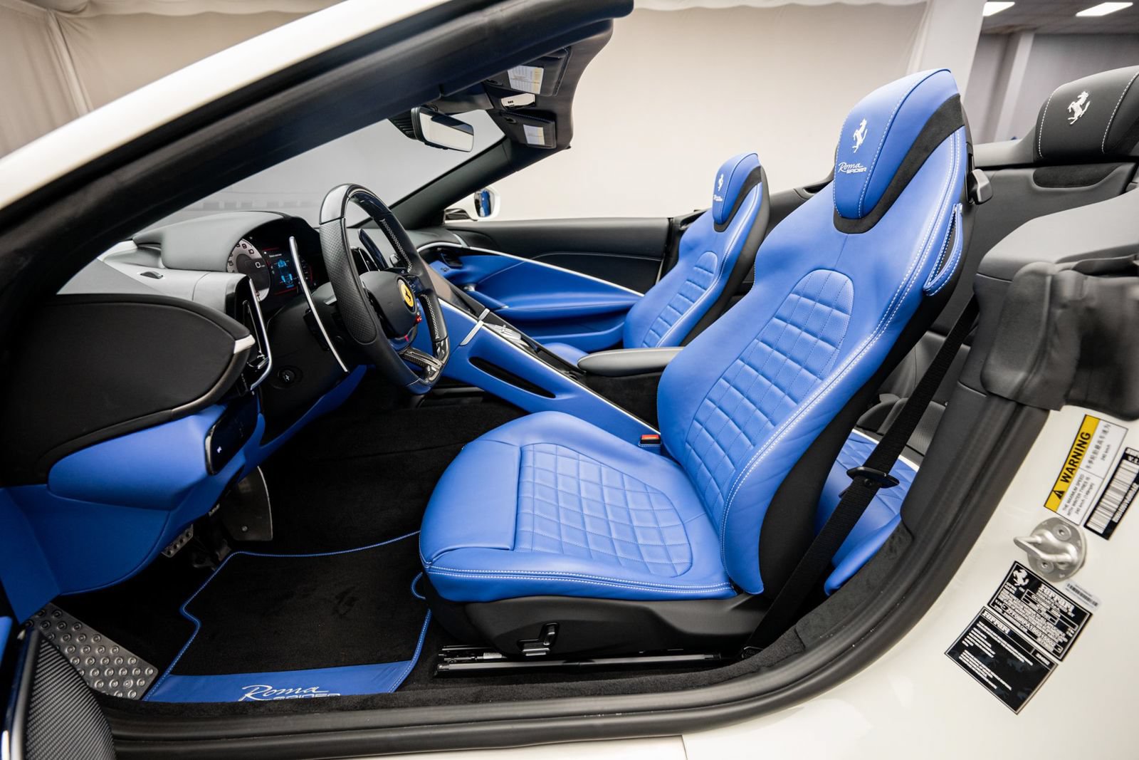 Used 2025 Ferrari Roma Spider RWD image 20