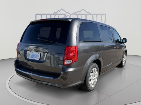 Used 2020 Dodge Grand Caravan SE w/ UConnect Hands-Free Group FWD image 10