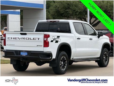 Certified 2024 Chevrolet Silverado 1500 ZR2 AWD/4WD image 4