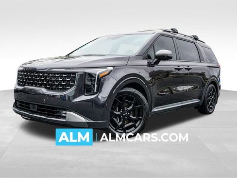 Used 2025 Kia Carnival SX Prestige image 1