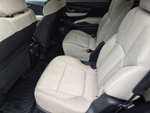 Used 2019 Subaru Ascent Premium w/ Popular Package #2 image 11